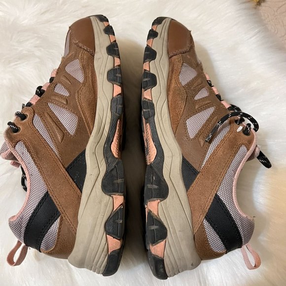 Skechers Women's Waterproof Trail Hiking Shoes, size 9 - Picture 8 of 13